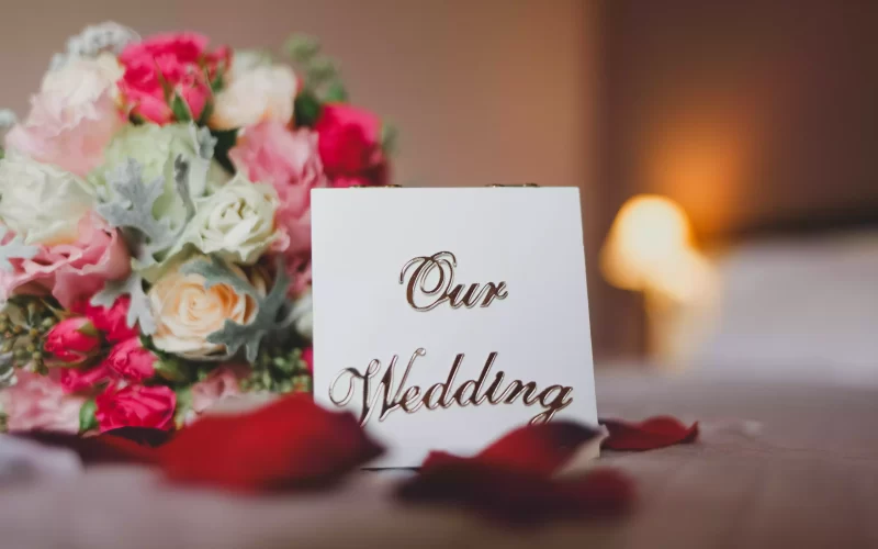 box-with-the-inscription-our-wedding-lies-on-the-b-2026-01-05-06-21-30-utc