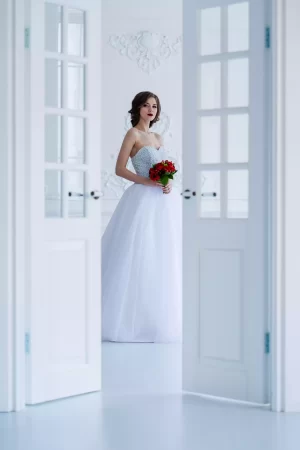 fashion-photo-of-a-beautiful-bride-in-the-light-ro-2026-01-05-23-29-54-utc